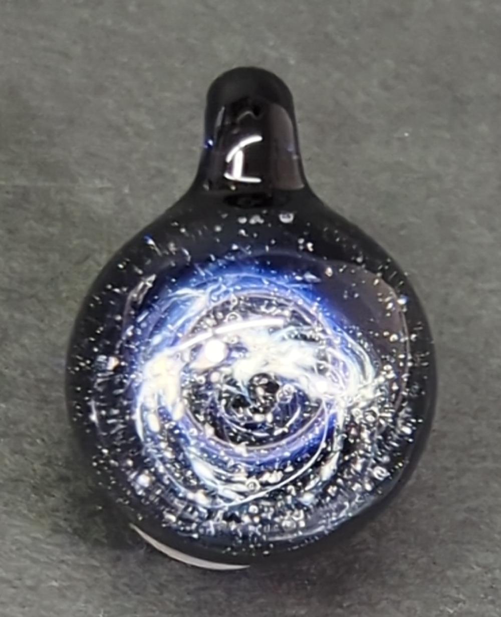 「ヨゾラ」 遺骨ガラスのネックレス