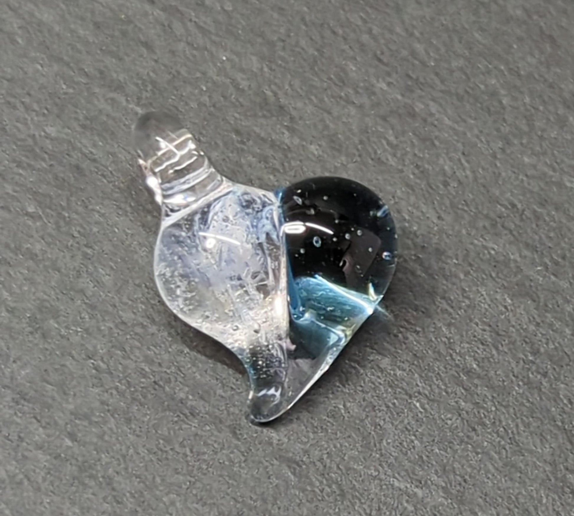 ハートピアスorイヤリング　【ライトブルー】 - INORIglass